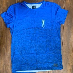 Men’s Medium American Eagle Flex Tee